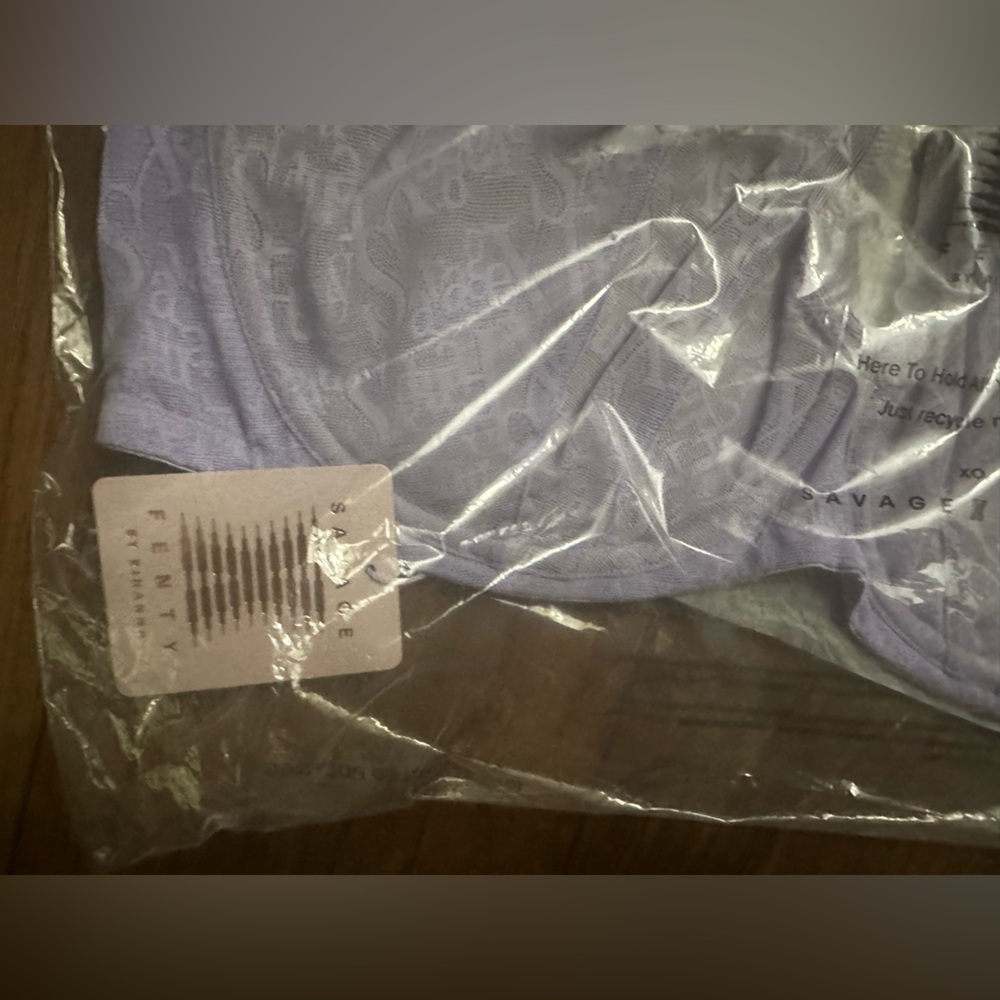 NWT SIGNATURE SCRIPT UNLINED LACE BRA 38DDD LAVENDER - Picture 2 of 4
